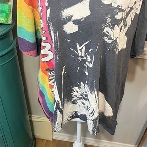 Magnolia Pearl Multicolor Graphic Short Sleeve Tee